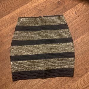 Skirt, Gold and black stripes. Very elegant .